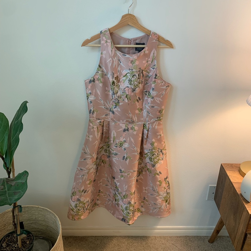 Adrianna Papell Elegant Pink Floral Dress